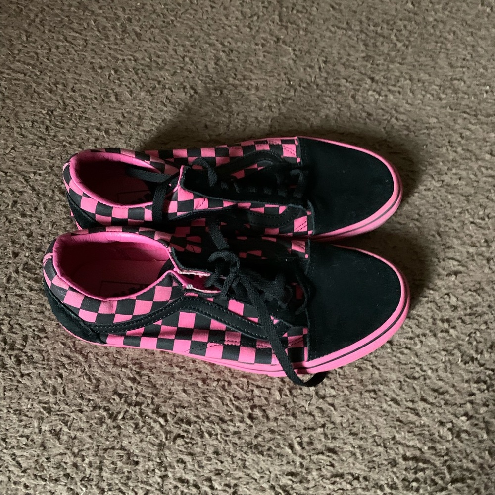 Vans - Picture 3 of 4